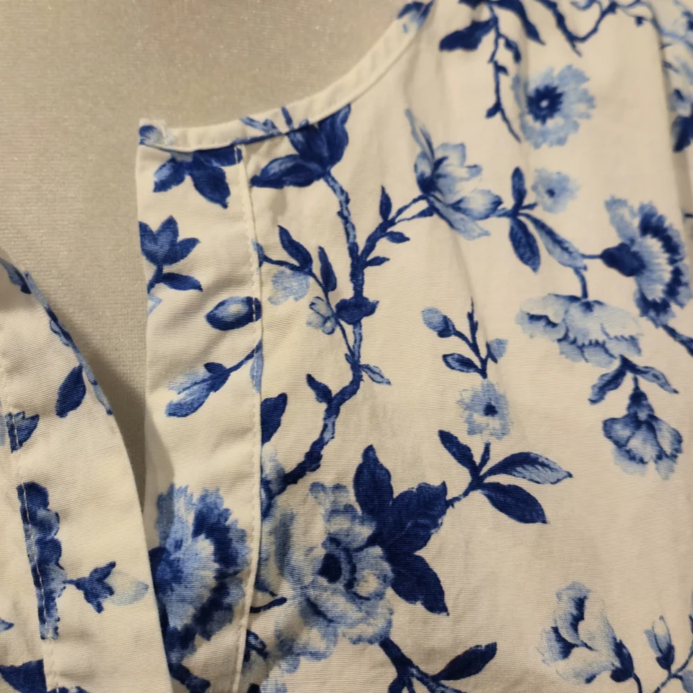 Floral Blue and White 100% Cotton Maxi Dress With Ruffle Hem - Picture 4 of 6